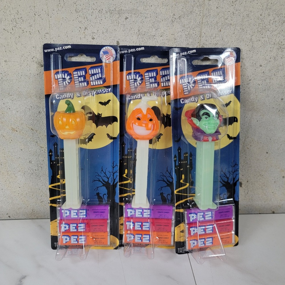 Pez Dispenser Halloween Vampire Dracula Glow In The Dark 2010 NEW NIP‎ Pumpkin